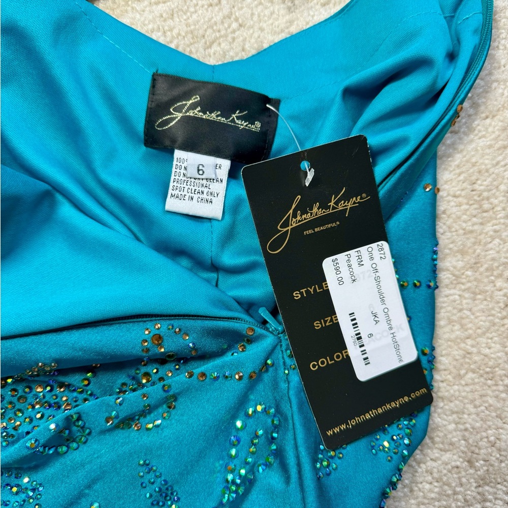 Johnathan Kanye 2872 Teal Blue gown - Picture 7 of 8